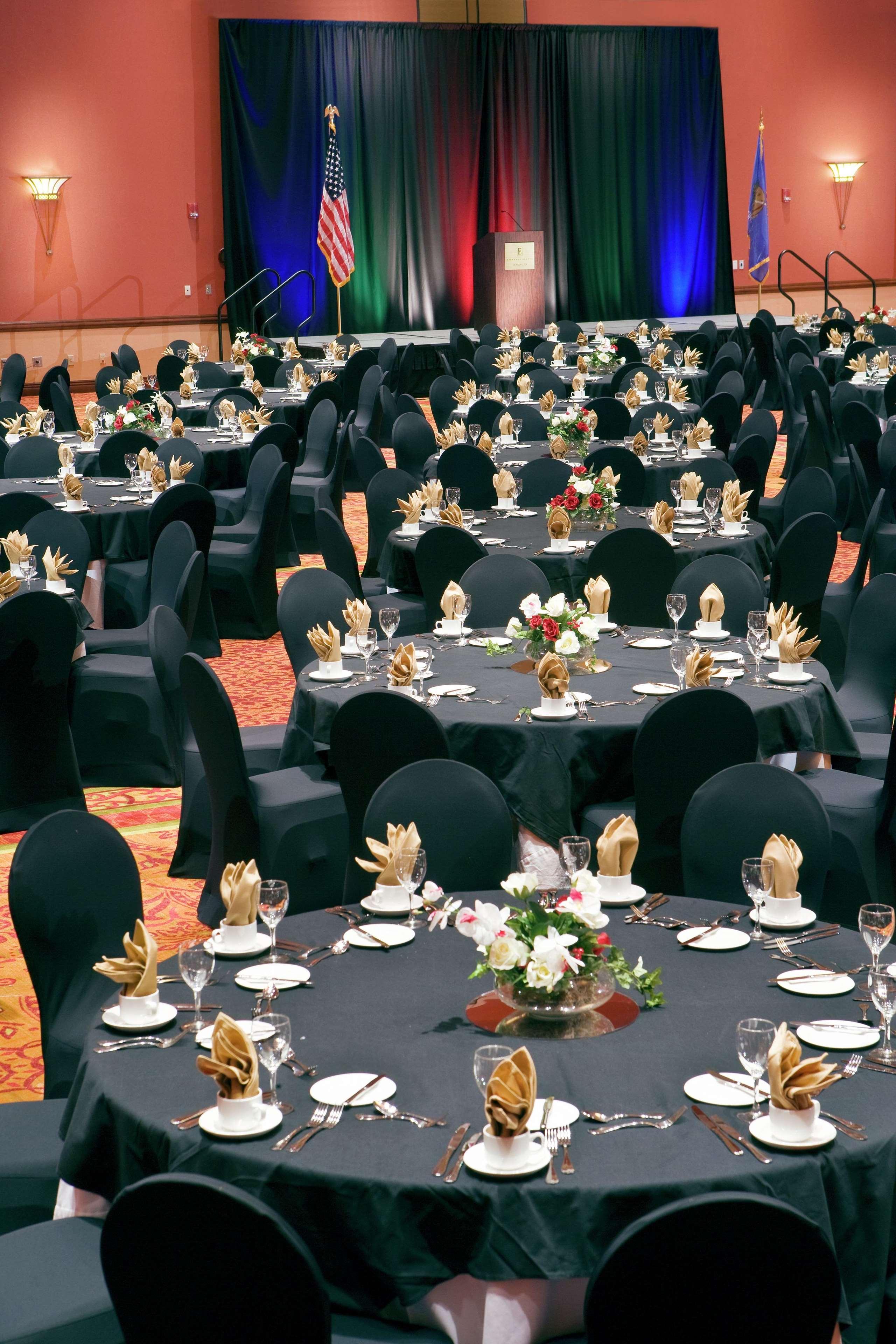 Embassy Suites By Hilton Norman Hotel & Conference Center Exteriör bild