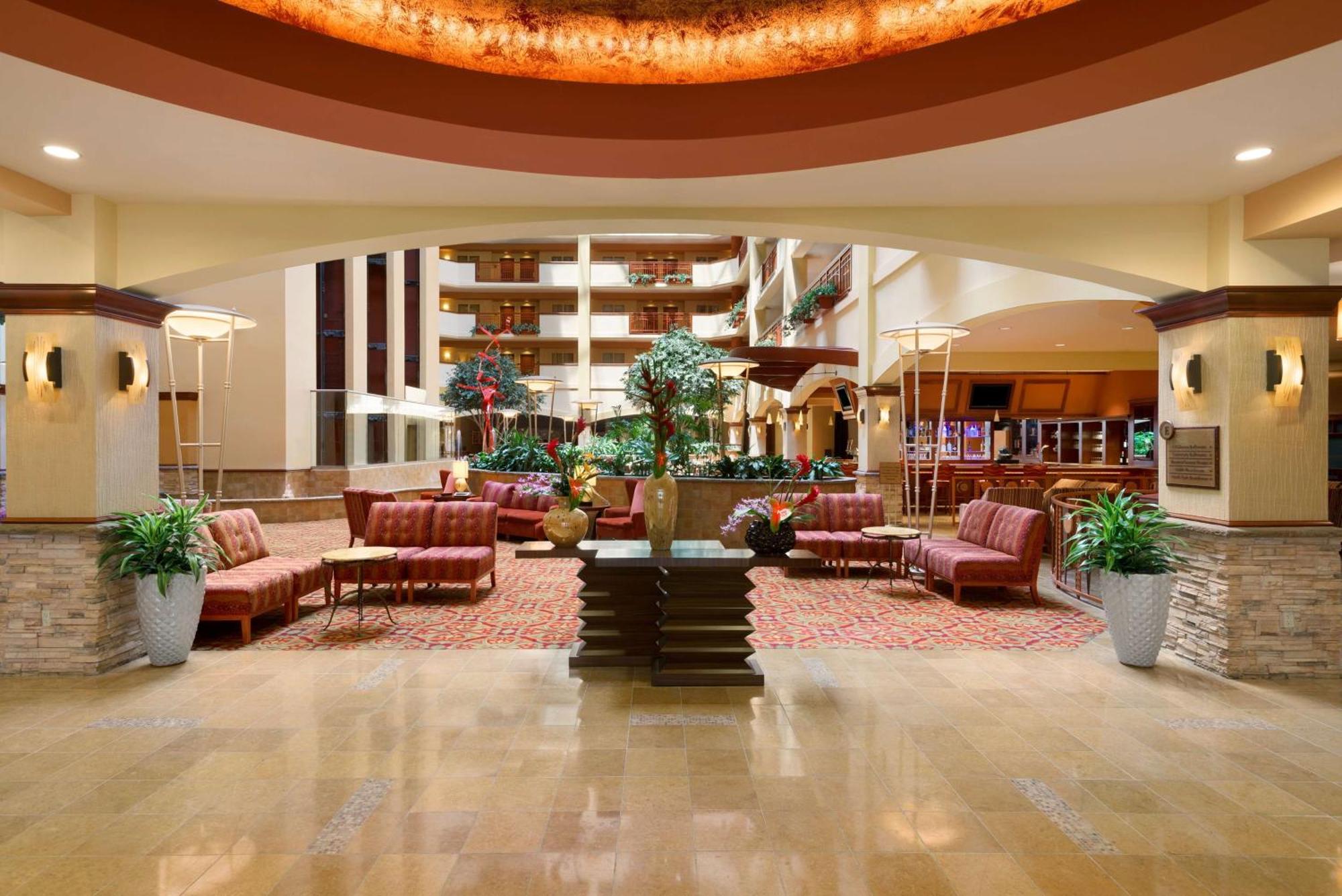 Embassy Suites By Hilton Norman Hotel & Conference Center Exteriör bild