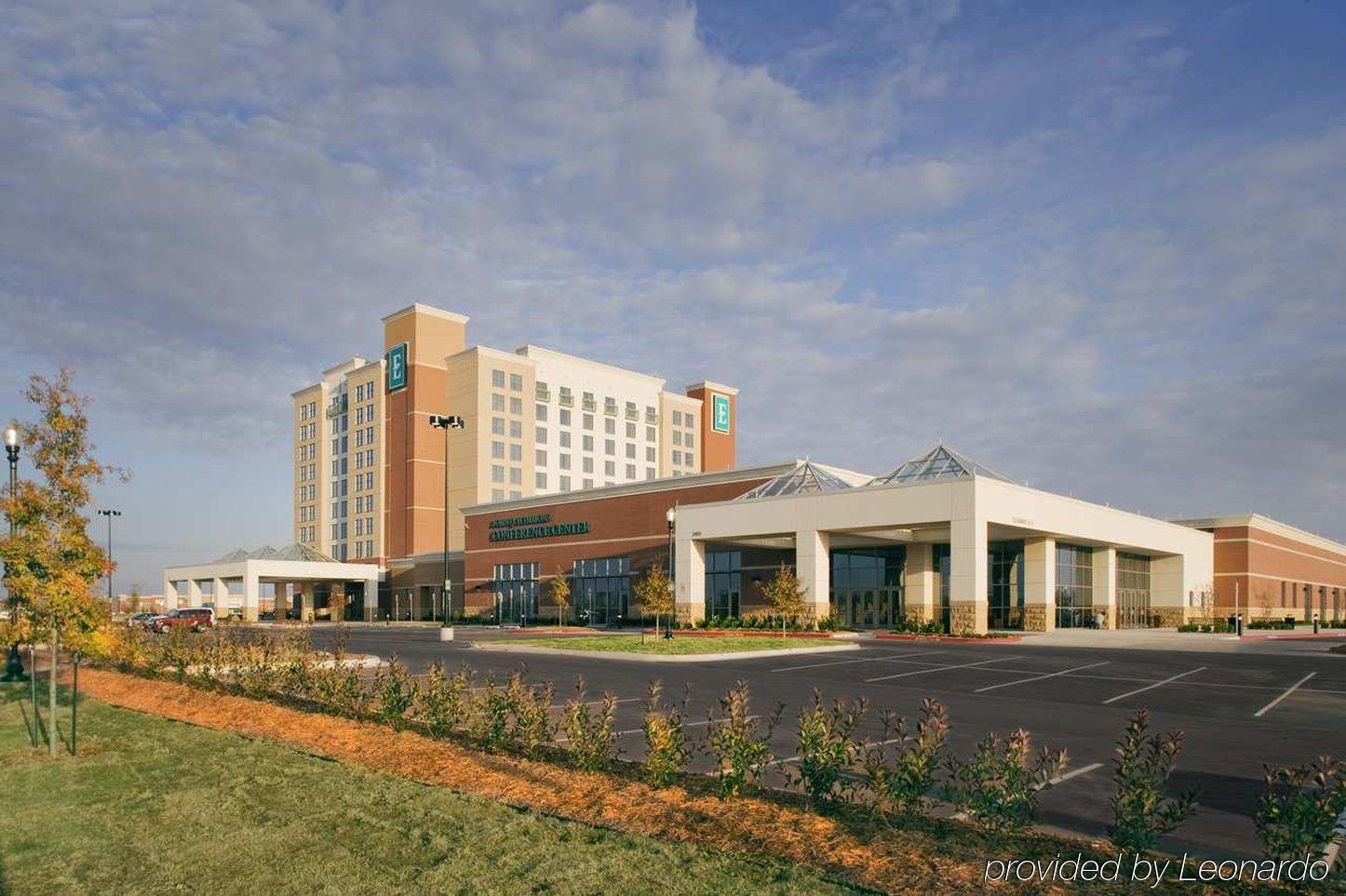 Embassy Suites By Hilton Norman Hotel & Conference Center Exteriör bild